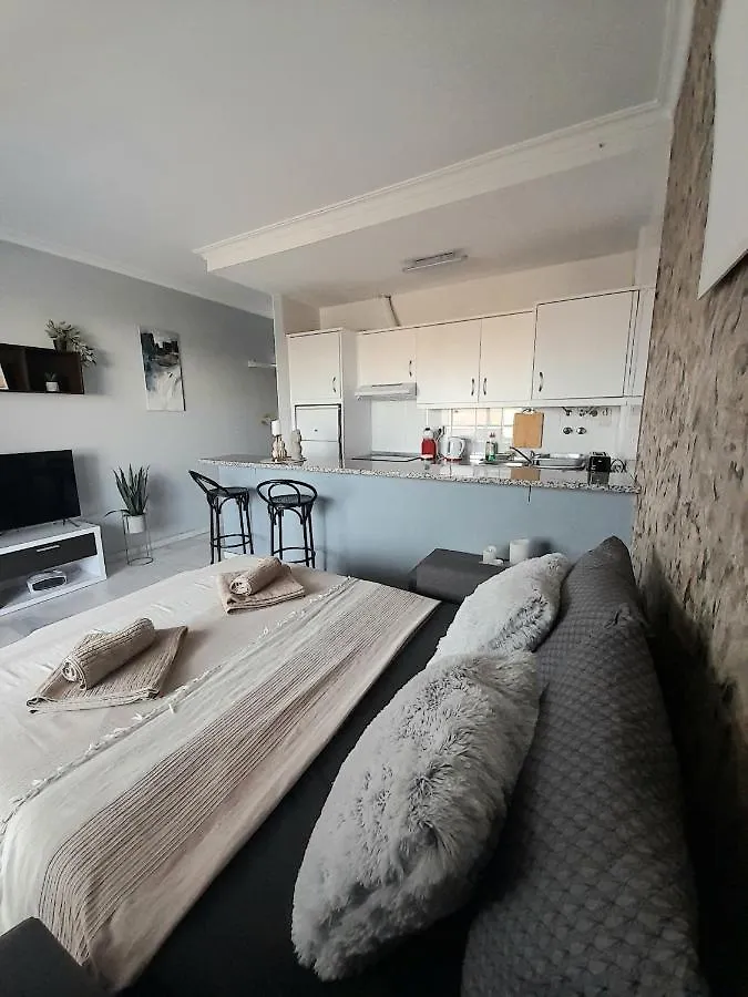 Nice Apartment Near The Beach Fuengirola 0*,